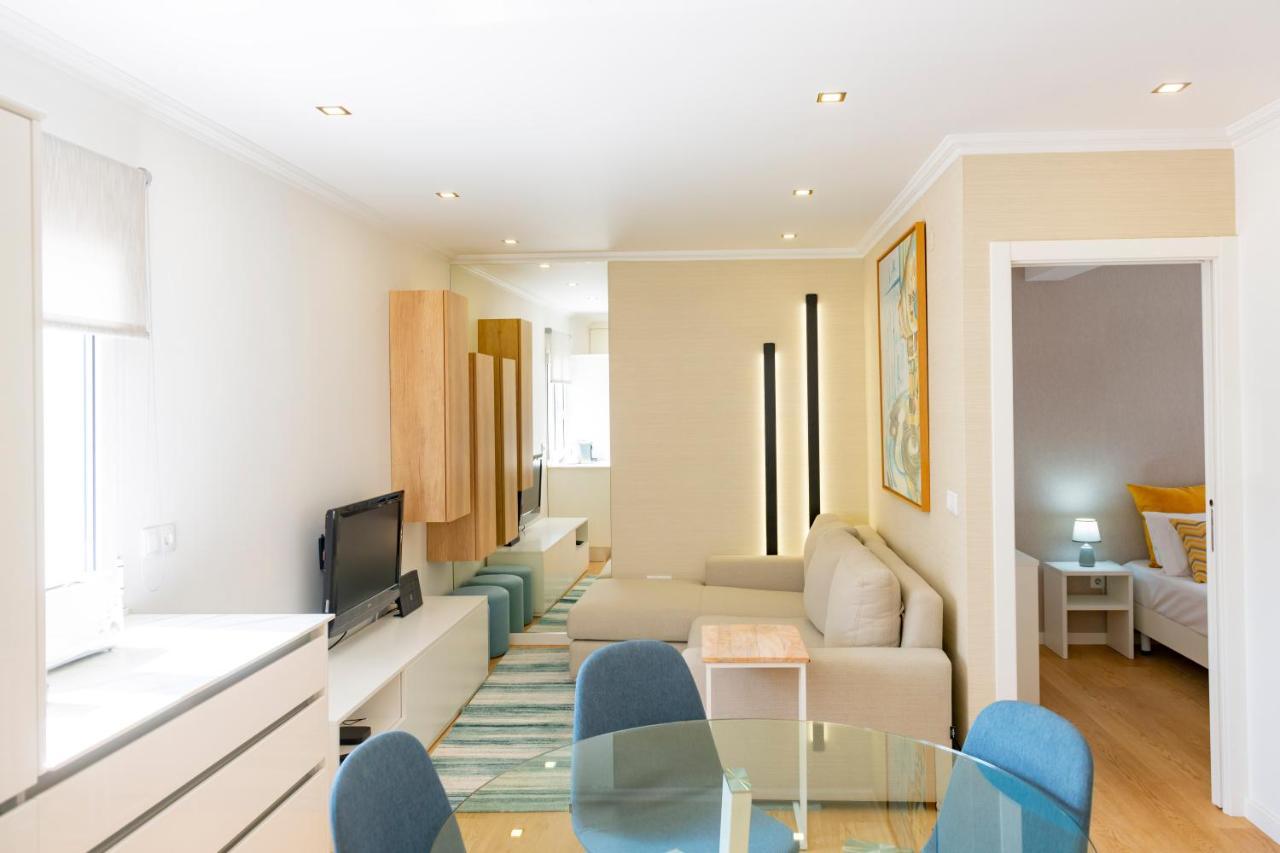 The Modern 1385 Apartment バターリャ エクステリア 写真